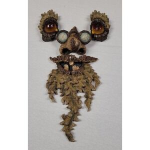 WMG 2004 Old Man of the Forest Tree Wall Hanging Lights Up Halloween Prop Decor